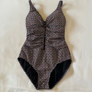 New PROFILE BY GOTTEX Swimsuit, One-Piece, Size 12 D Cup, Never Worn